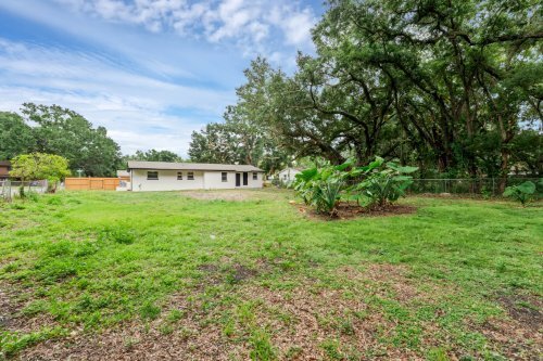 Building Photo - AFFORDABLE ROOM in a Renovated Winter Park...