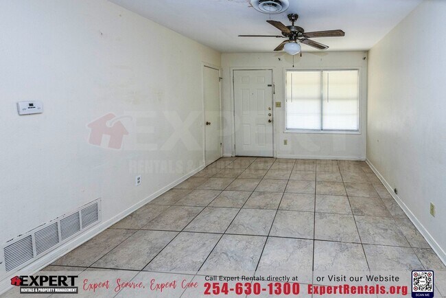 Building Photo - Charming 3 Bedroom Home Located in Coppera...