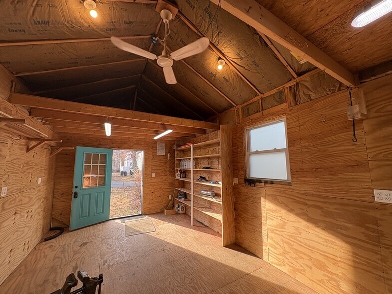 Building Photo - 408 Salisbury Rd