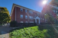 Building Photo - 138 Roseland Ave