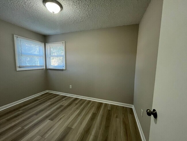 Building Photo - Four Bedroom Rincon Home on Three Acres