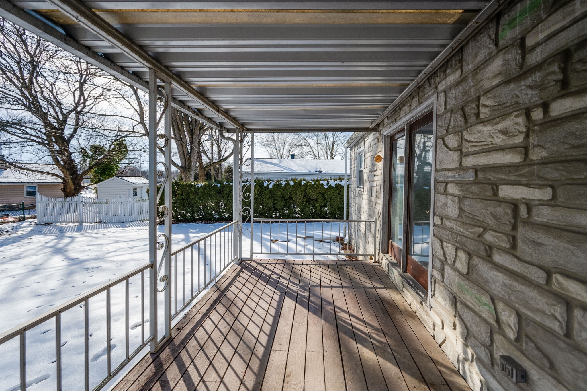 Building Photo - 7 Helen Ln