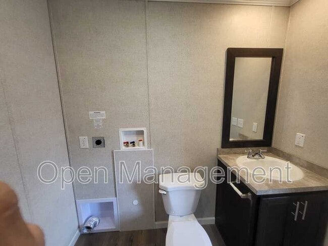 Building Photo - 3416 Kramers Ln