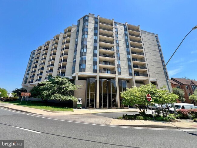 Building Photo - 4242 East-West Hwy