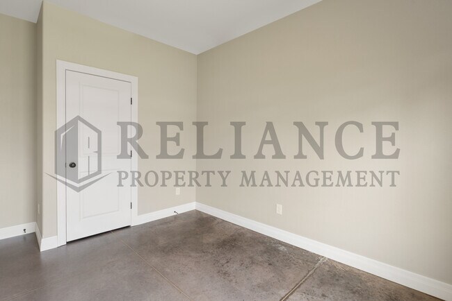 Building Photo - 13619 W Hunters View Ct