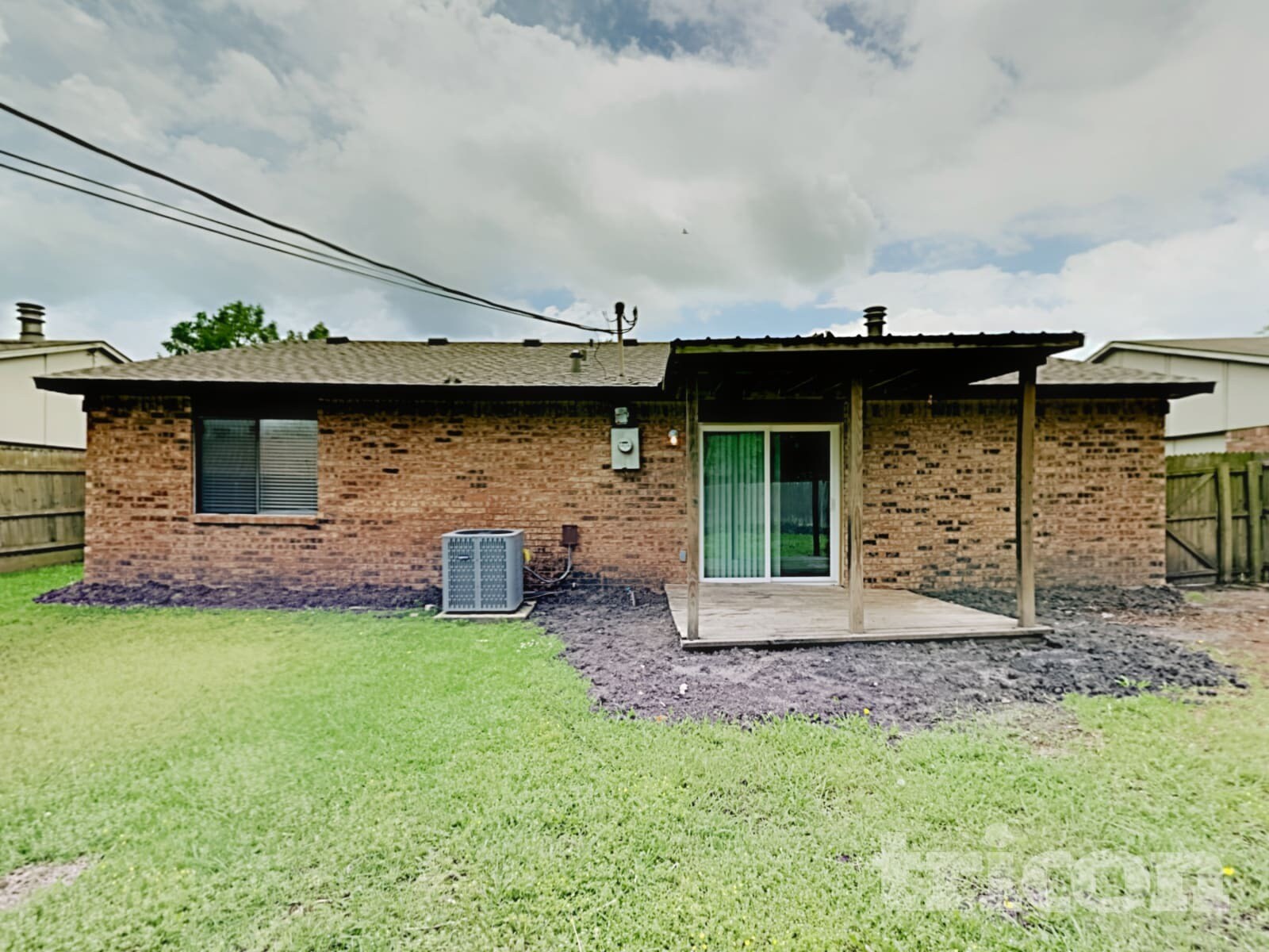 Building Photo - 416 Forestwood Dr