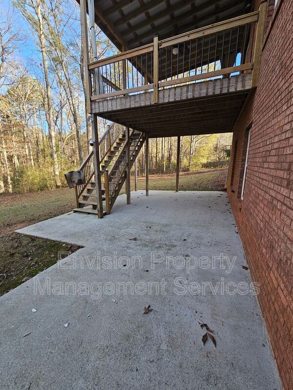 Building Photo - 192 Ashley Dr