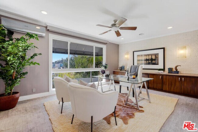 Building Photo - 1068 Casiano Rd