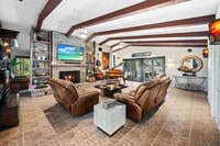 Building Photo - 4501 Briarcliff Ln