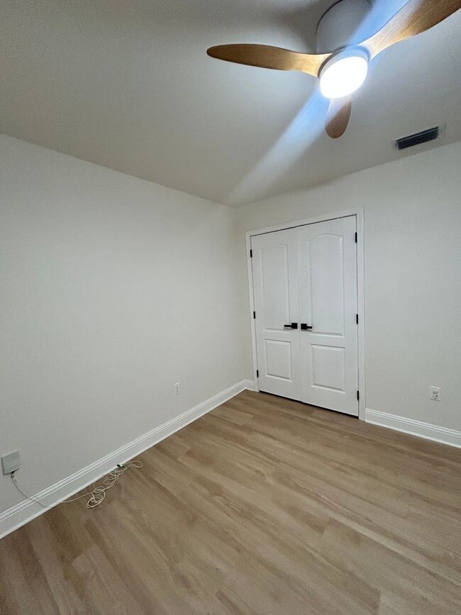 Building Photo - 1759 Fuller Dr