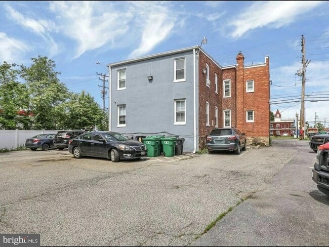 Building Photo - 120 2nd Street Unit