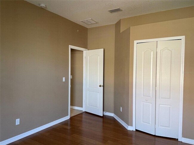 Building Photo - 16143 Ivy Lake Dr