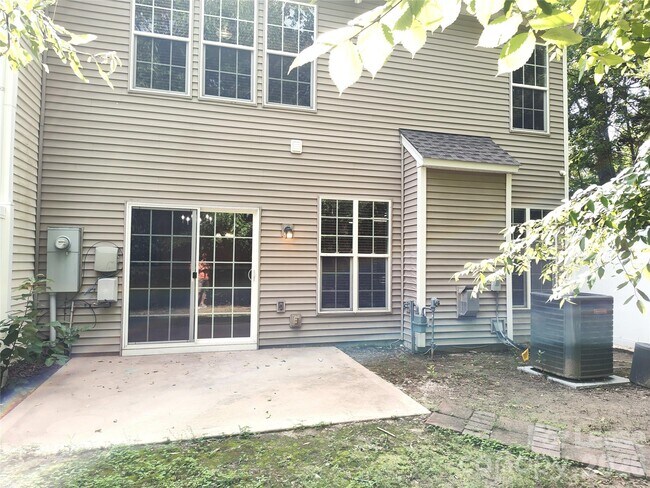 Building Photo - 8952 Kirkley View Ct