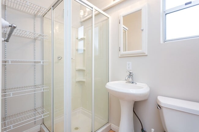 Building Photo - Single Story Craftsman in North Park