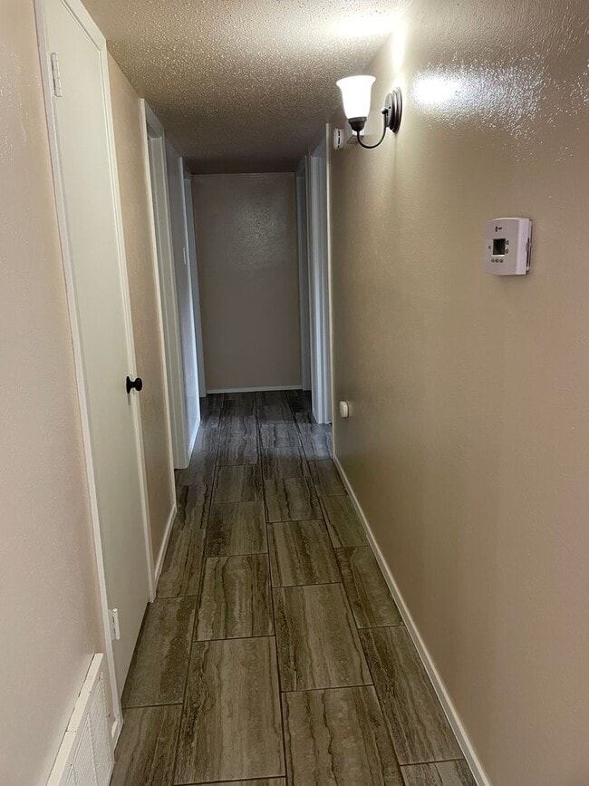 Building Photo - Available Now | Single-Story 3 Bed, 2 Bath | Prime Waco Location | Cul-de-Sac Lot with Garage | P...