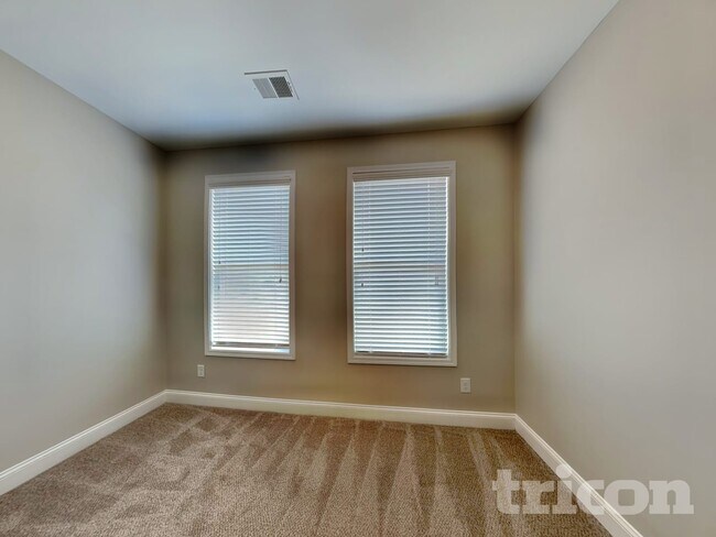 Building Photo - 4872 Tower View Trail