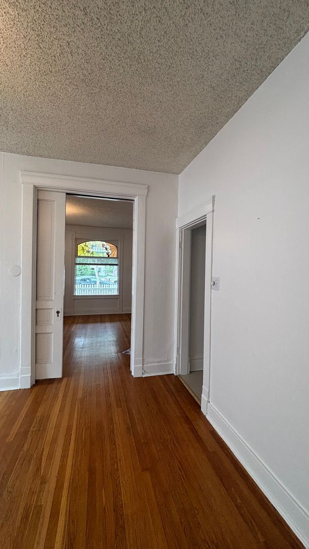 Building Photo - 1507 N Nevada Ave