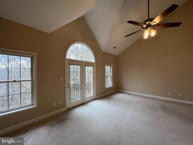 Building Photo - 1735 22nd Ct N