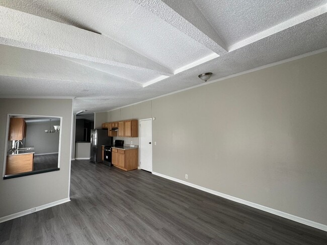 Building Photo - 236 Kue Pass