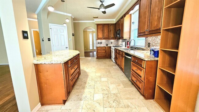 Building Photo - 3121 English Oaks Blvd