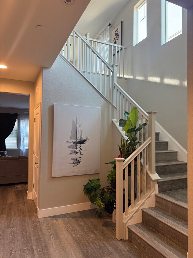 Building Photo - 1230 Baylor Way