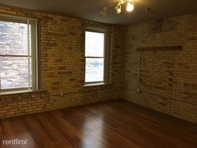 Building Photo - 100 Commerce Ave SW