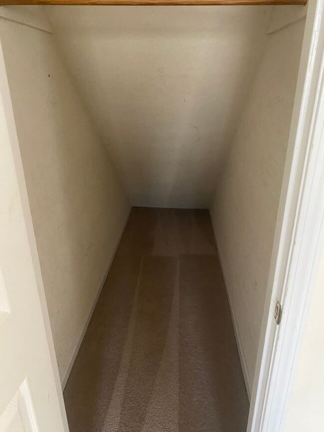 Building Photo - 4901 Kirk Hill Rd