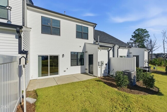 Building Photo - 759 Putney Hl Rd