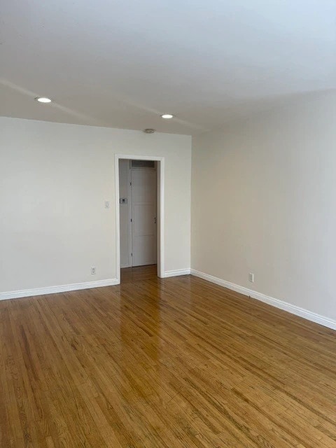 Building Photo - 536 N Van Ness Ave