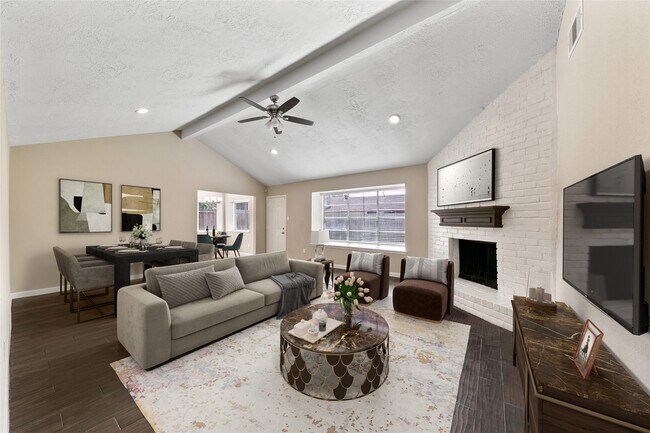 Building Photo - 1710 Foxwood Ct
