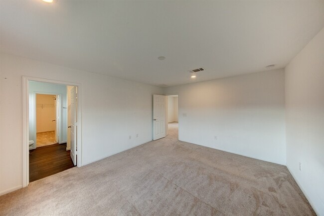 Building Photo - 23911 Grass Hook Ln