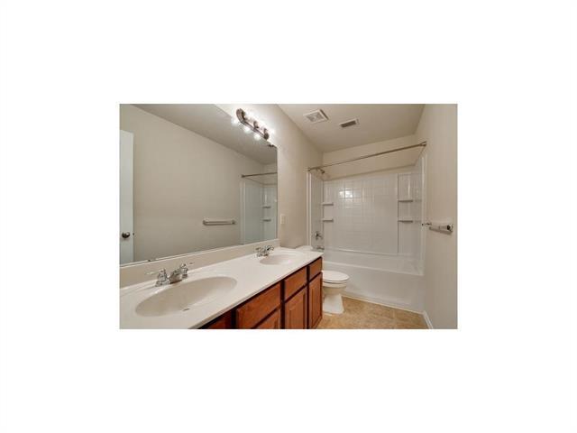 Building Photo - 8729 Noontide Dr