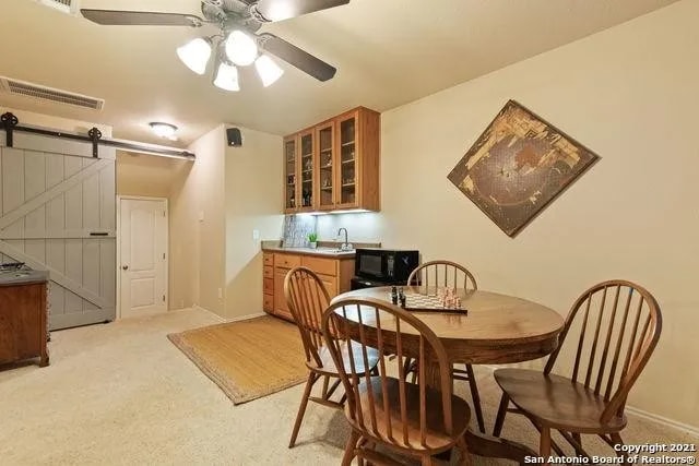 Building Photo - 8415 Spicewood Bend