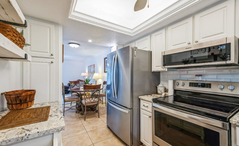 Building Photo - 104 Capri Isles Blvd