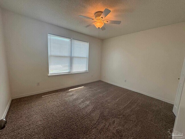 Building Photo - 314 Mizzen Ln