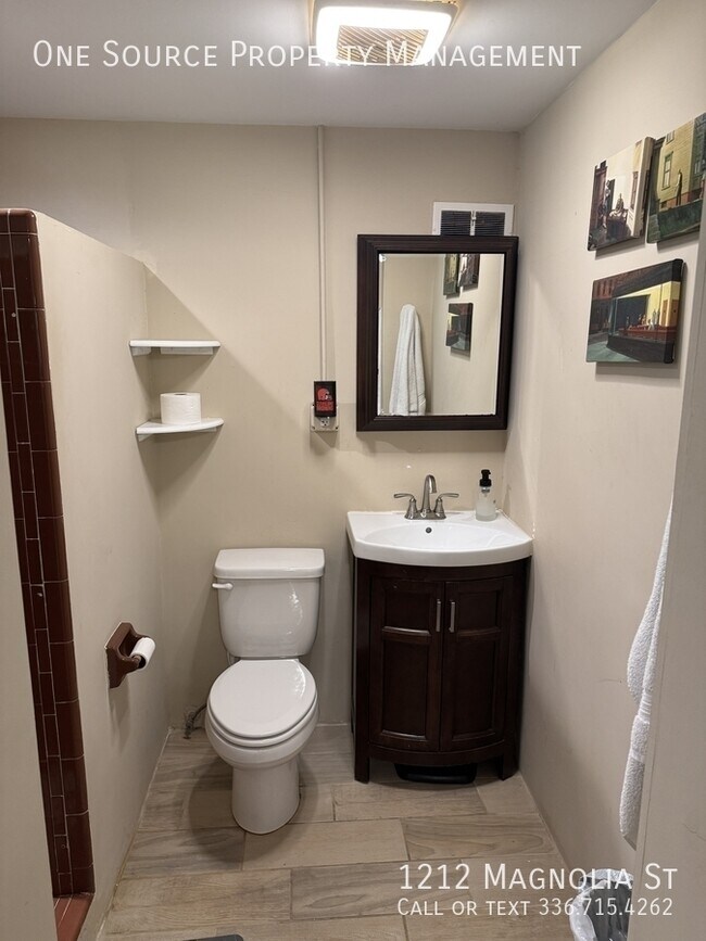 Building Photo - 1212 Magnolia St