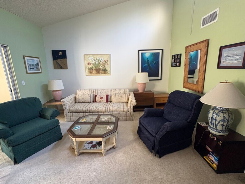 Building Photo - 1519 Pelican Point Dr