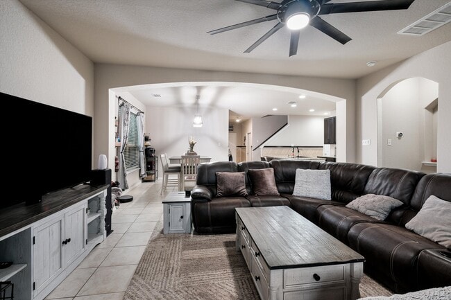 Building Photo - 5802 Acacia Farm