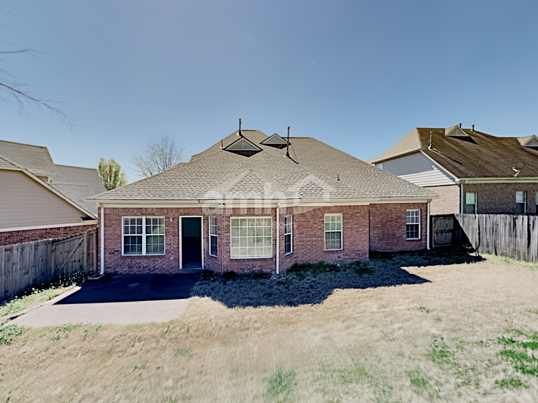 Building Photo - 10242 Spruce Grove Ln