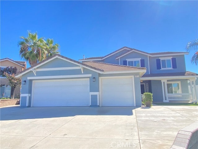 Primary Photo - 971 Saltcoats Dr