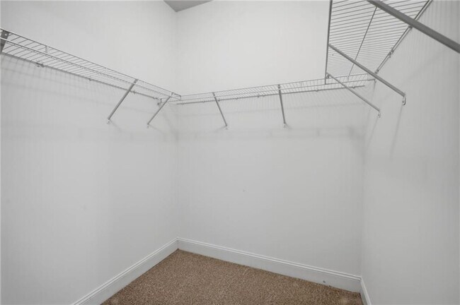 Building Photo - 5060 Rialto Way