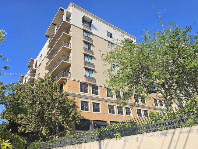Building Photo - 3530 SW 22nd St