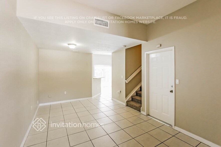 Building Photo - 8910 SW 220th Ln
