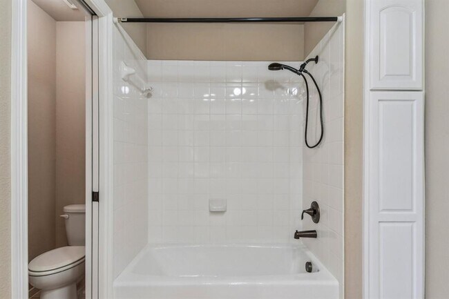 Building Photo - 13900 Ashton Woods Cir