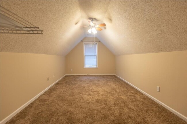 Building Photo - 994 Brentmoor Ln NW