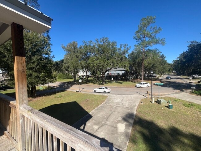 Building Photo - 1501 McPherson Dr