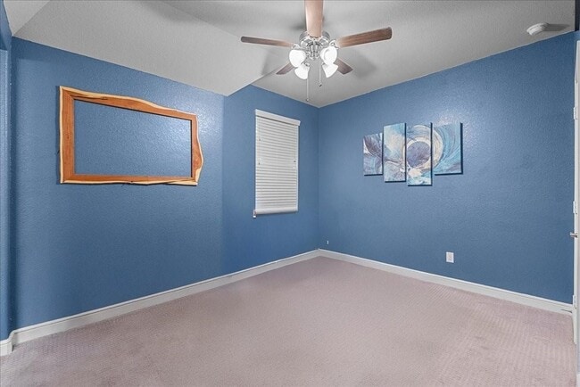 Building Photo - 2417 Lake Mist Dr