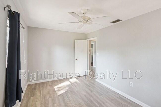 Building Photo - 420 Euclid Ave