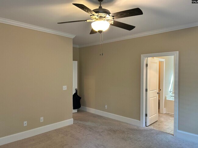 Building Photo - 105 High Bluff Ln