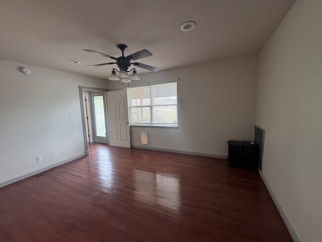 Building Photo - 110 McCurry Terrace